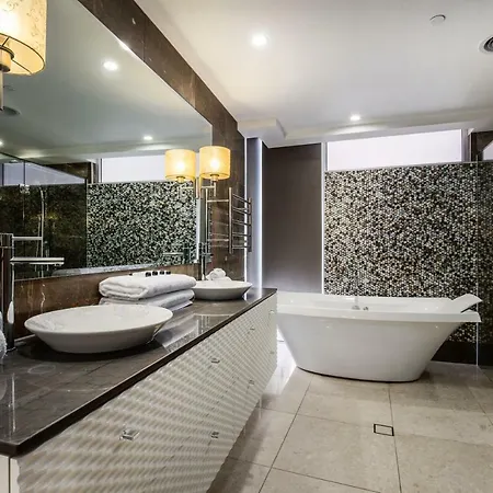 Sea Pearl A1 Beach Resort Mooloolaba Exterior photo